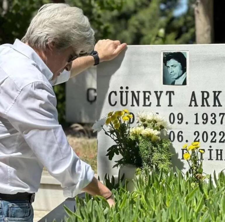 cuneyt arkin in oglu kaan cureklibatur un baba ozlemi